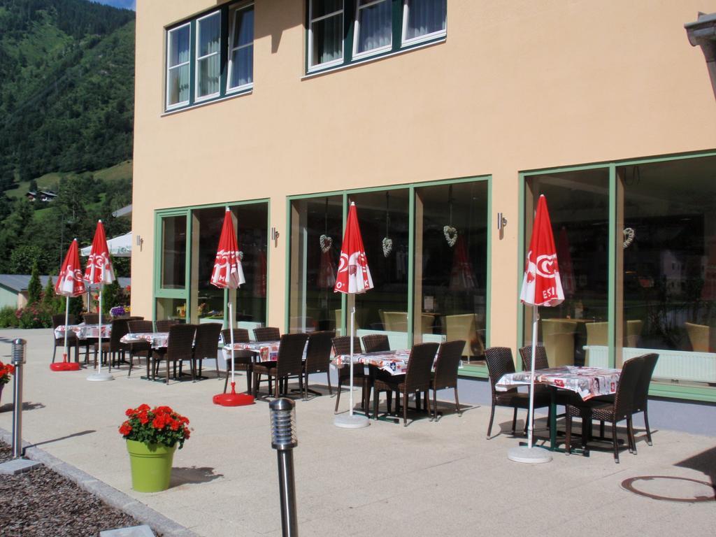 Jufa Hotel Kaprun - Summercard Included 외부 사진