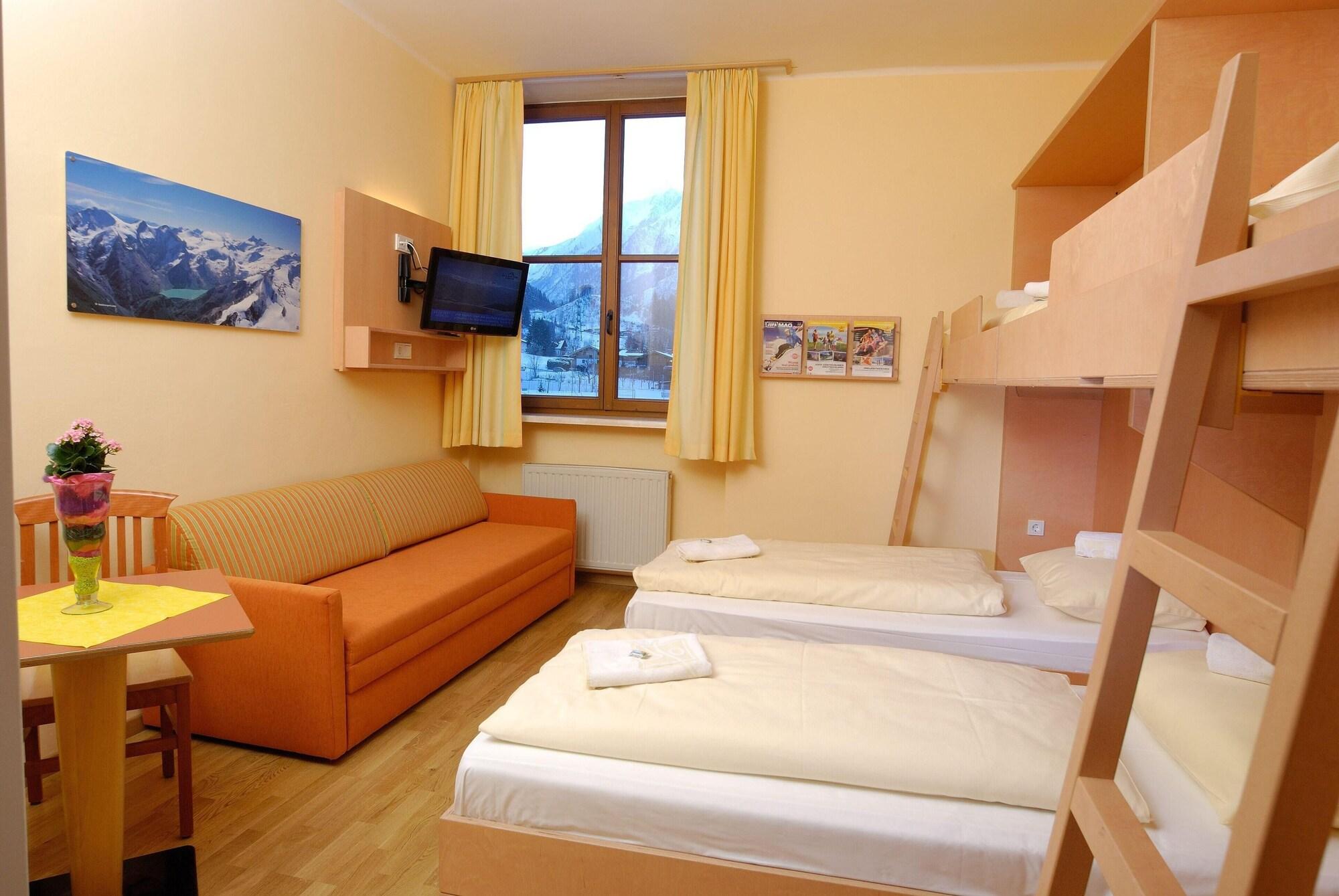 Jufa Hotel Kaprun - Summercard Included 객실 사진