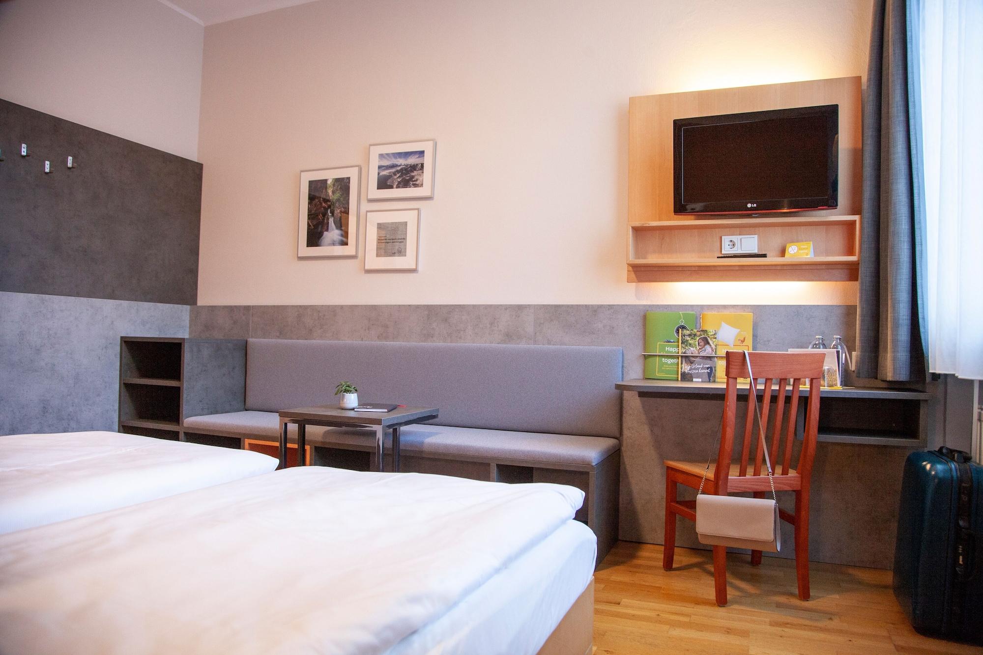 Jufa Hotel Kaprun - Summercard Included 외부 사진