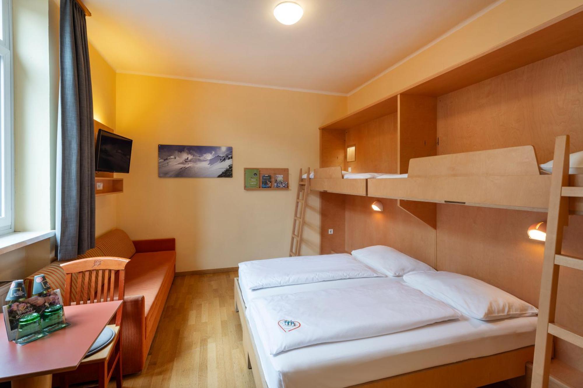 Jufa Hotel Kaprun - Summercard Included 외부 사진