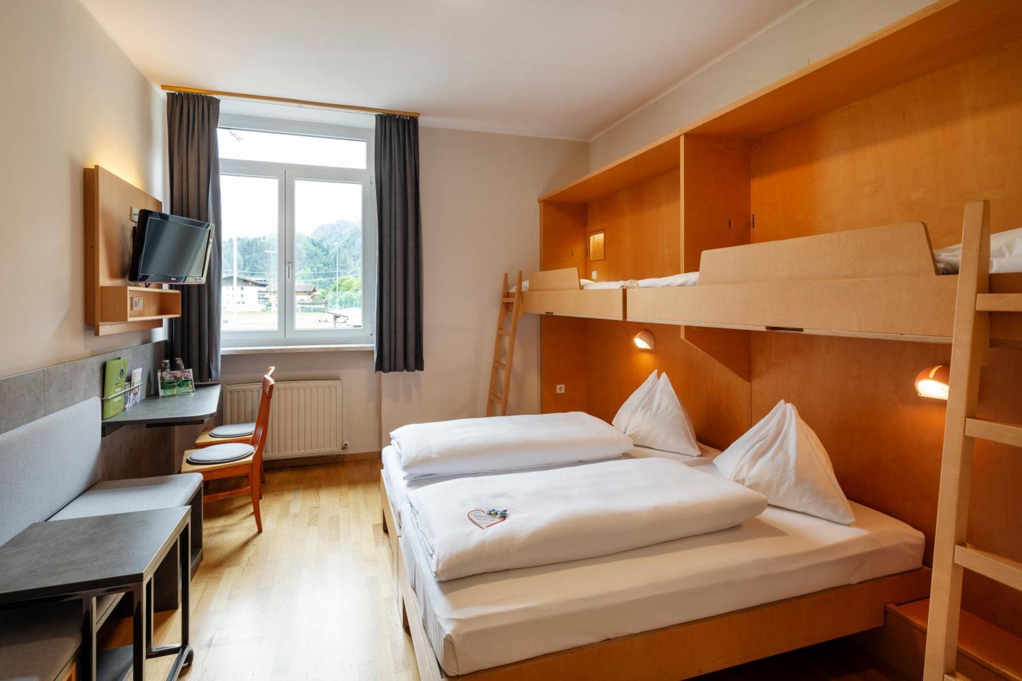 Jufa Hotel Kaprun - Summercard Included 외부 사진