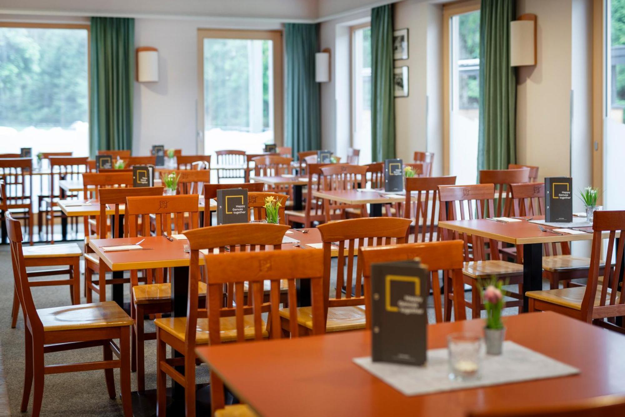 Jufa Hotel Kaprun - Summercard Included 외부 사진