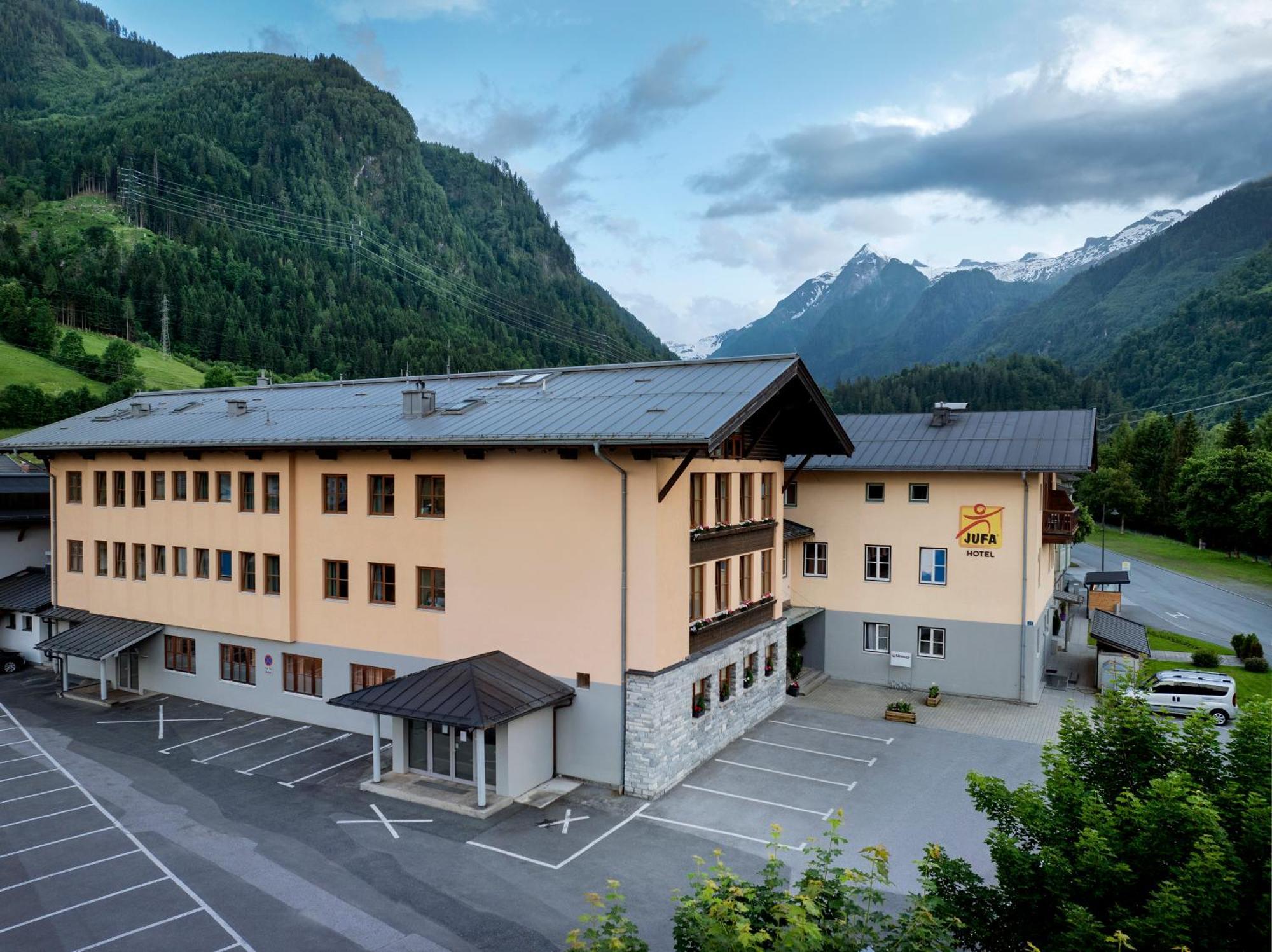 Jufa Hotel Kaprun - Summercard Included 외부 사진