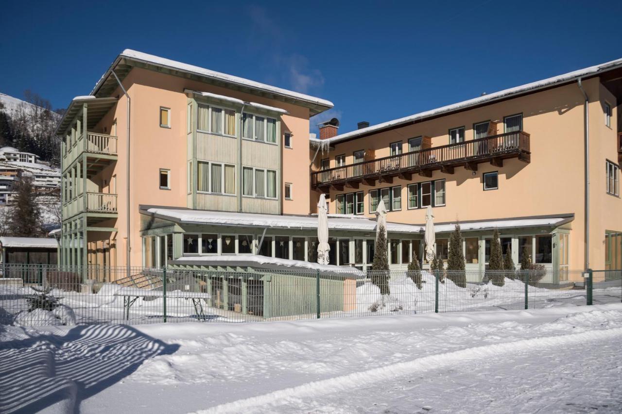 Jufa Hotel Kaprun - Summercard Included 외부 사진